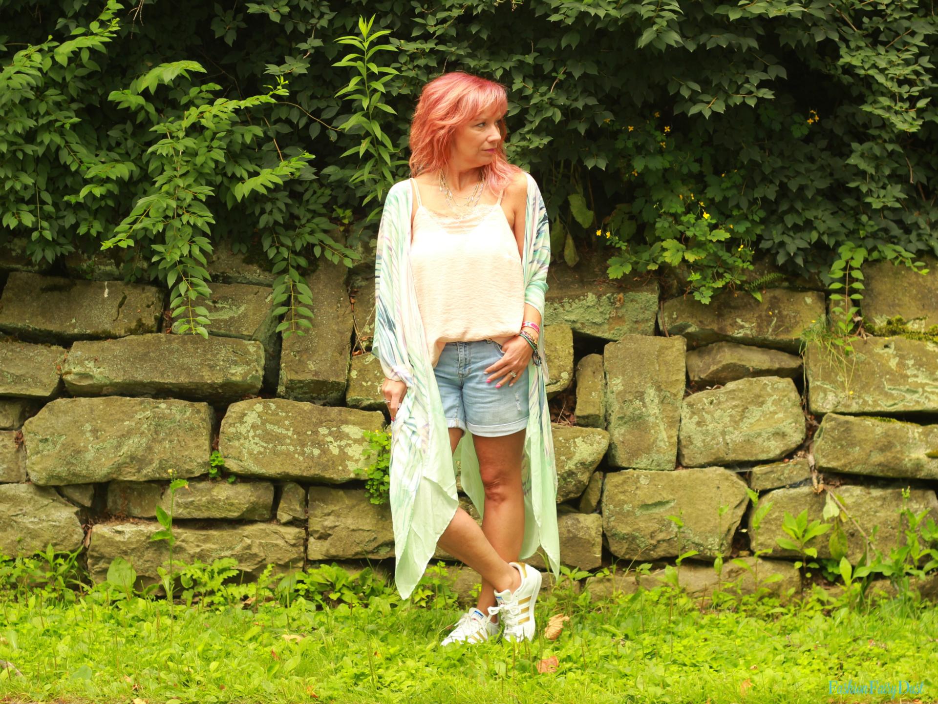 Tie dye kimono, blush cami & Adidas.
